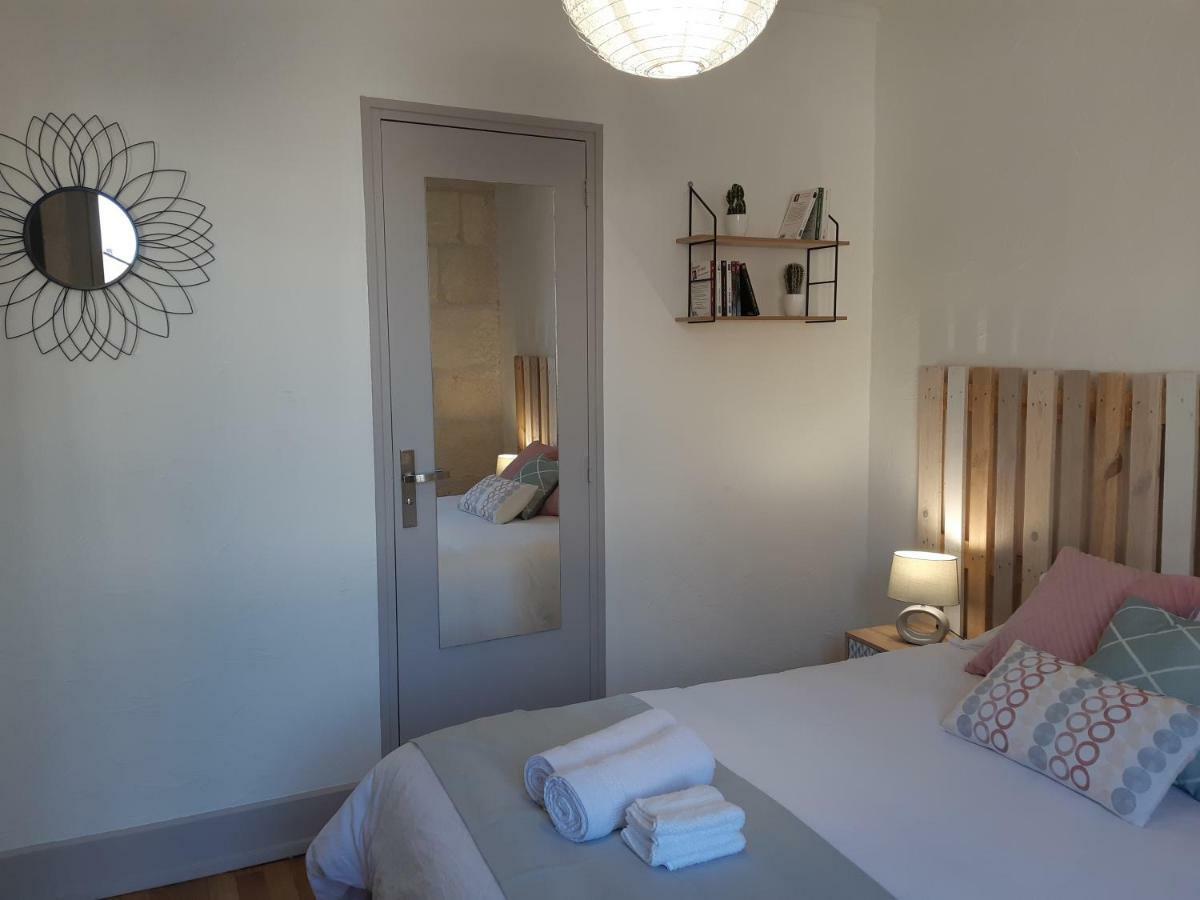 Le Vaillant, Appartement T2, Proche Gare, Hyper-Centre Et Marais, 1 A 2 Personnes, Wifi บัวร์ ภายนอก รูปภาพ
